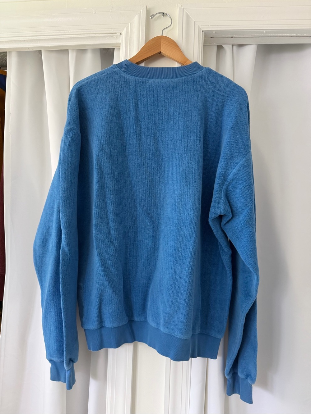 Cherry LA sweatshirt - Picture 2 of 4
